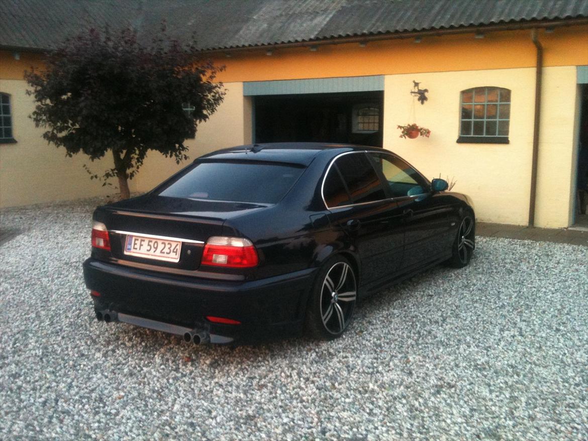 BMW 528iA billede 4