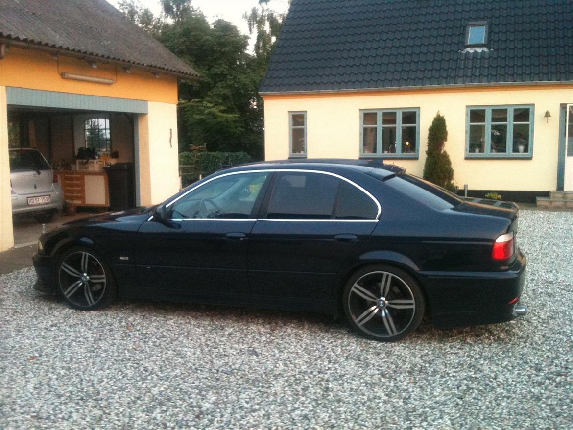 BMW 528iA billede 6