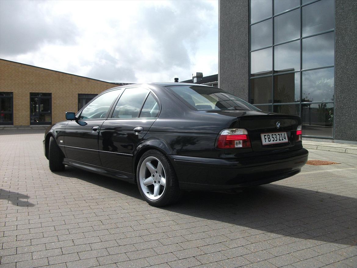 BMW E39 523 billede 4