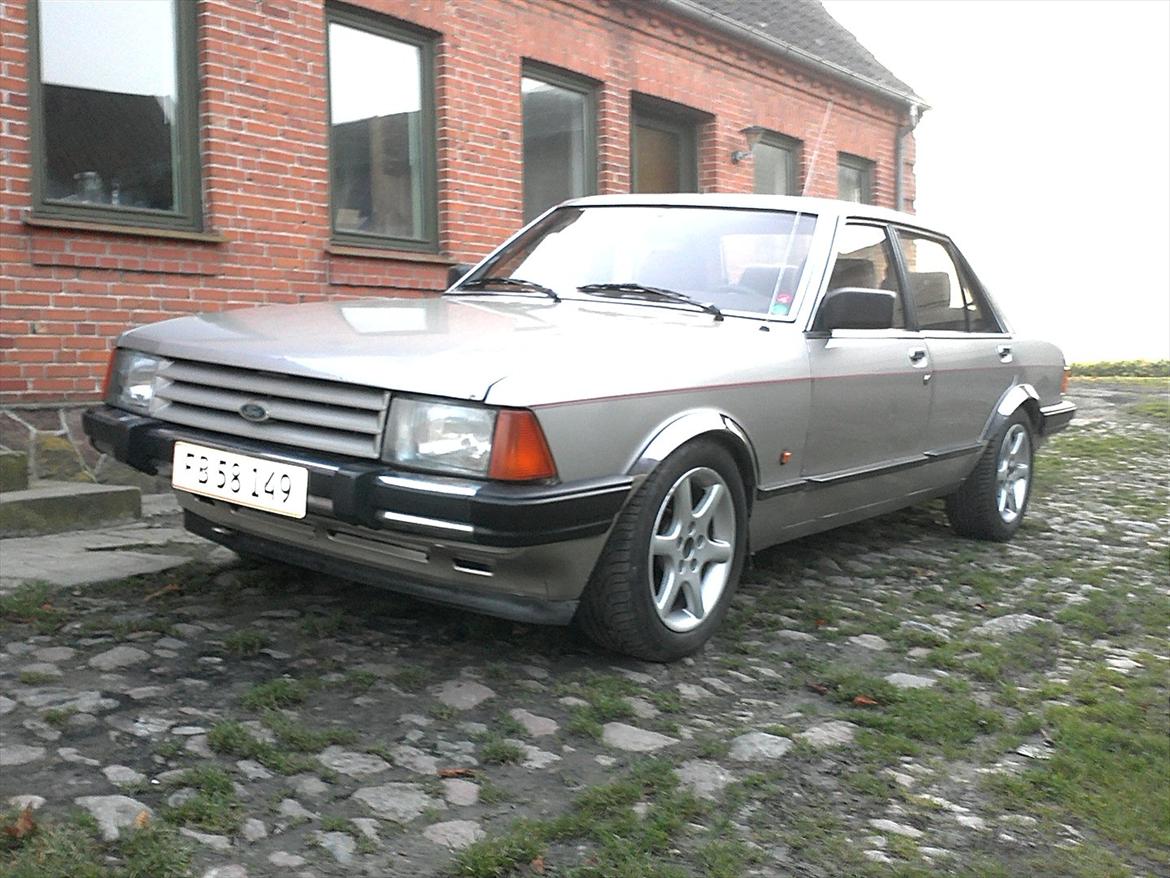 Ford Granada 2,3 V6 savoy billede 2