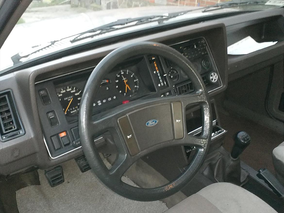 Ford Granada 2,3 V6 savoy billede 7