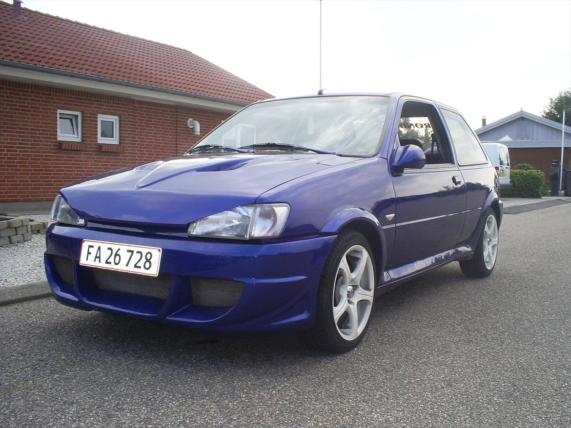 Ford Fiesta 1,8 Sport/xr2i SOLGT!! billede 1