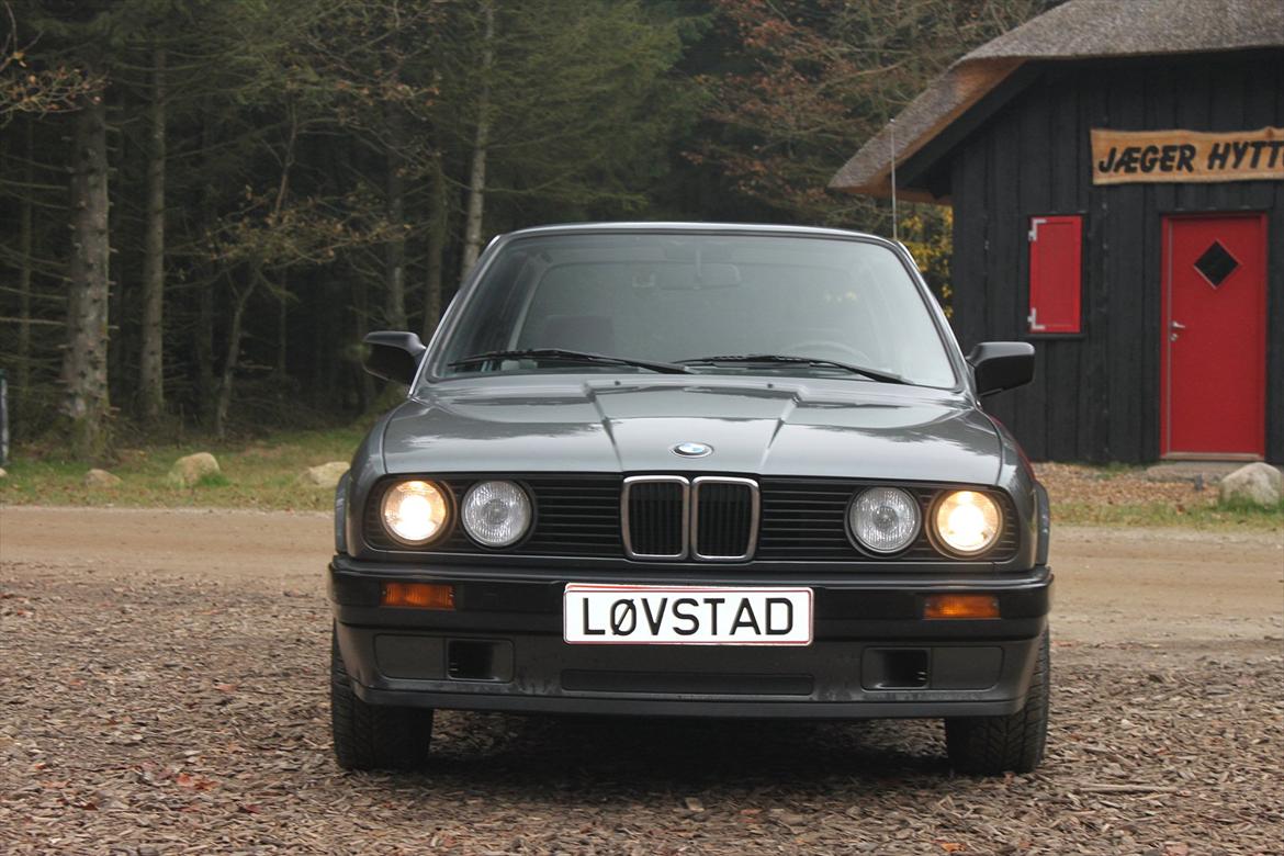 BMW E30 320i Tidl. bil billede 11