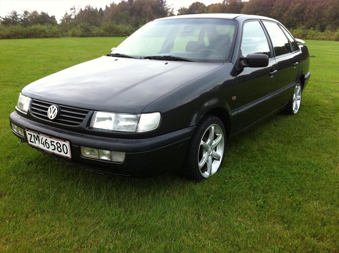 VW passat 1,8  limosine   - vw passat a3 billede 1