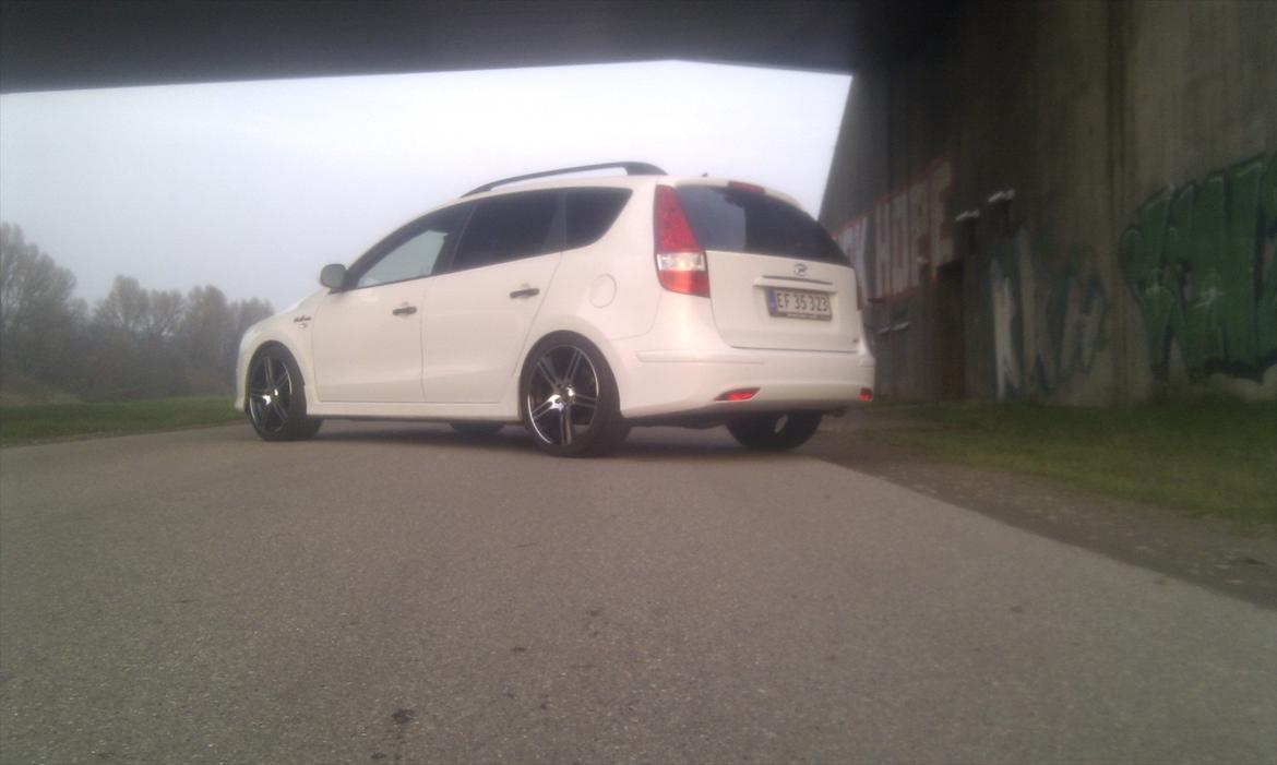 Hyundai i30 cw classic sense billede 18