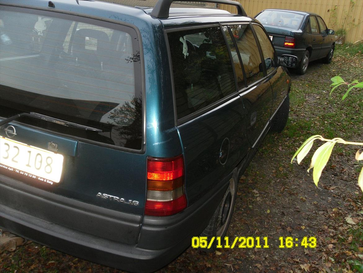 Opel Astra F Caravan (skrottet) billede 5