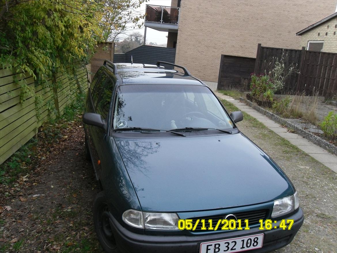 Opel Astra F Caravan (skrottet) billede 8