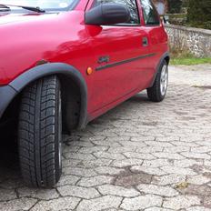 Opel Corsa B 2.0 16V