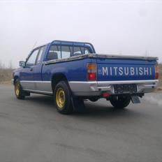 Mitsubishi L200