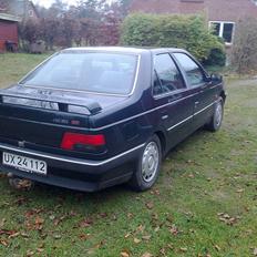 Peugeot 405 1,8i (Skrottet)