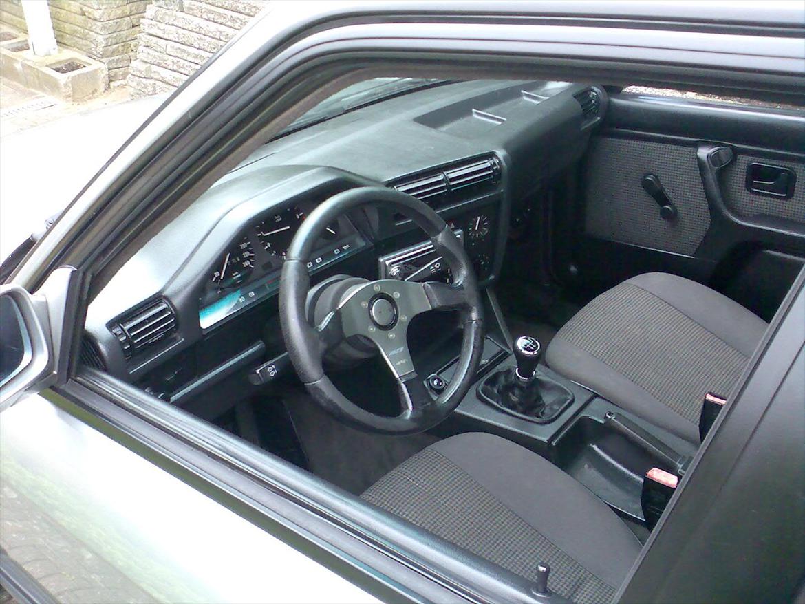 BMW 320i E30 (solgt) billede 5