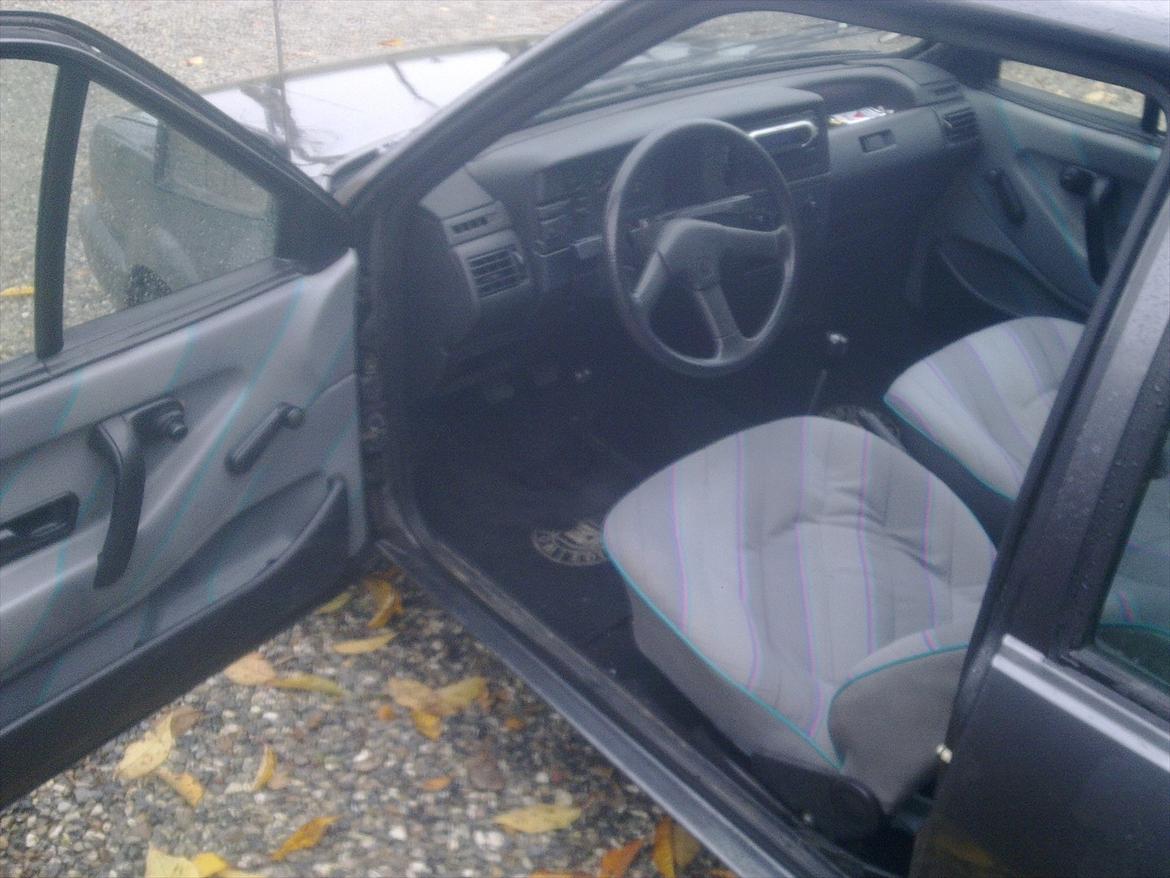 VW Polo Fox Coupe 1,3i SOLGT! billede 5