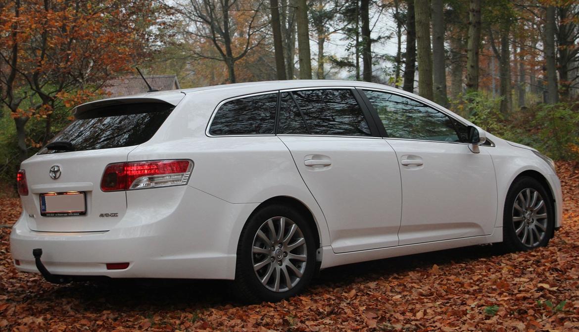 Toyota Avensis 1,8 VVT-i TX billede 2