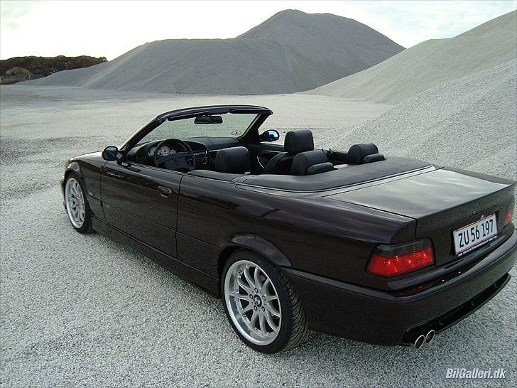 BMW 325i Cabriolet  --SOLGT-- billede 7