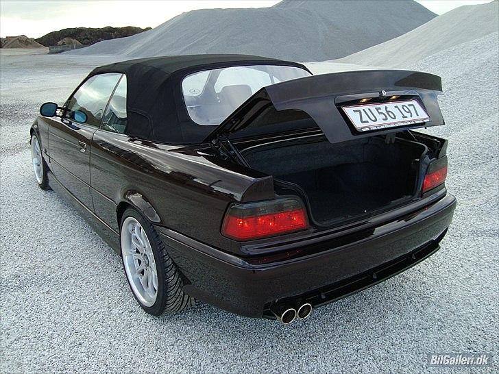 BMW 325i Cabriolet  --SOLGT-- billede 11