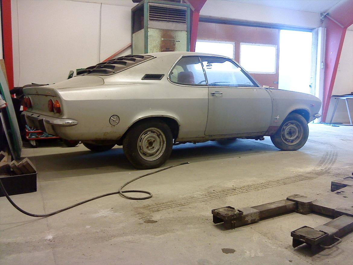 Opel Manta A billede 8