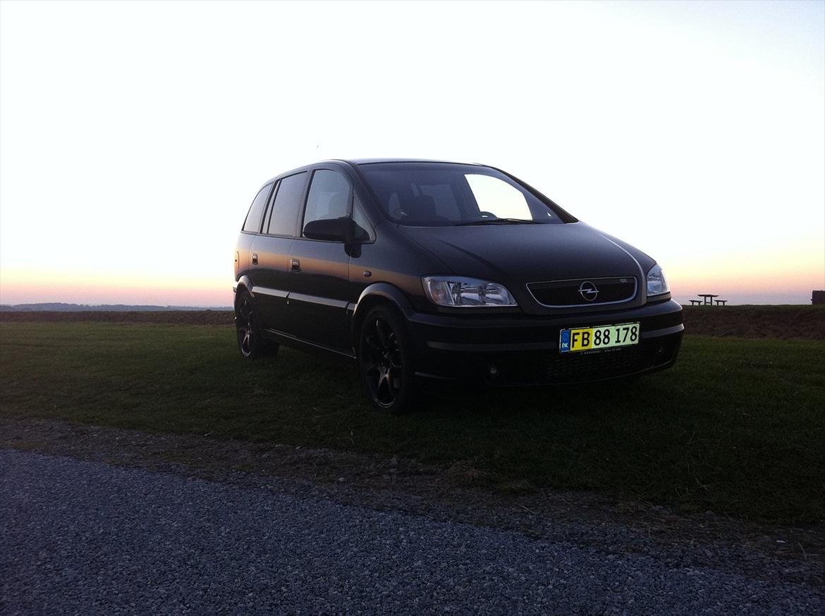 Opel Zafira A OPC billede 3