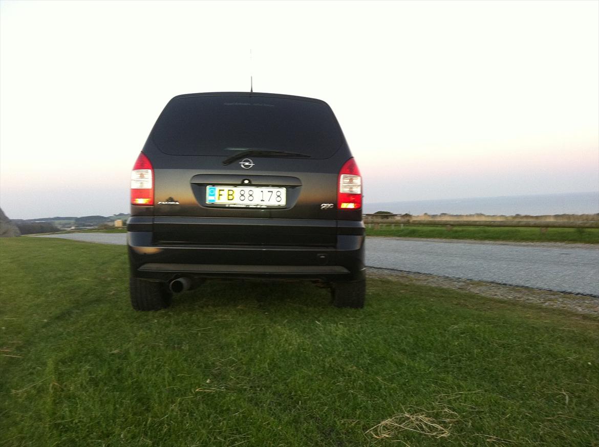 Opel Zafira A OPC billede 11