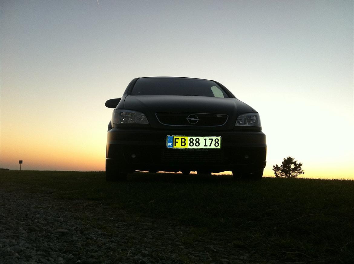 Opel Zafira A OPC billede 17