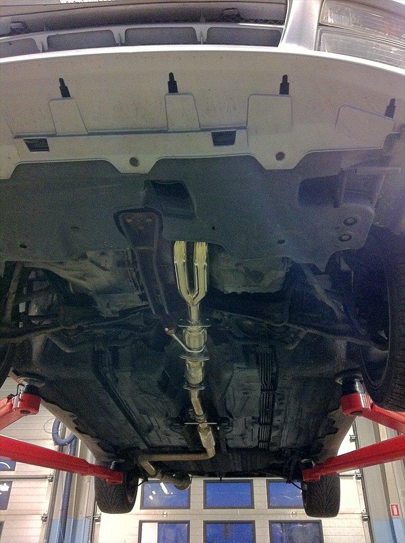 Honda Prelude BB6 2,2 Vti Pedo (solgt) - Like a golden snake in a dark desert billede 17