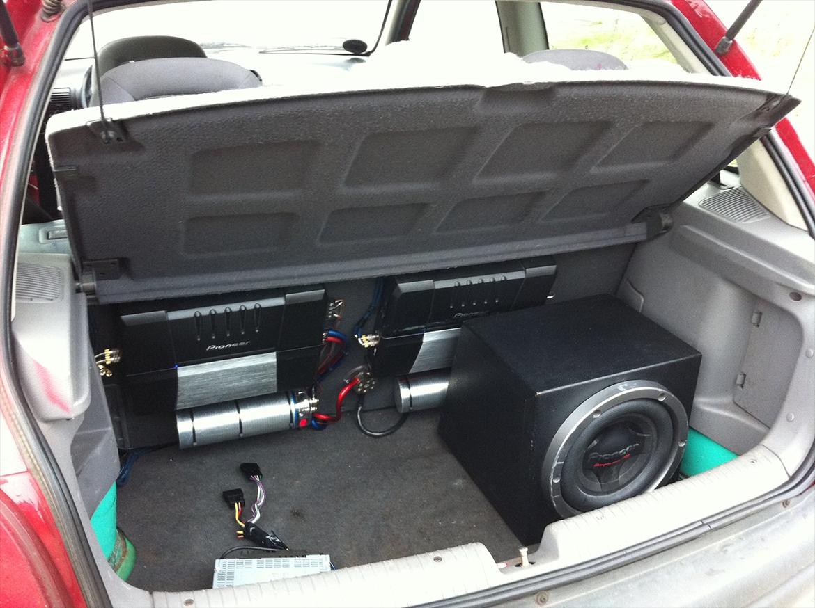 Opel Corsa B 2.0 16V - Fin lille anlæg billede 12