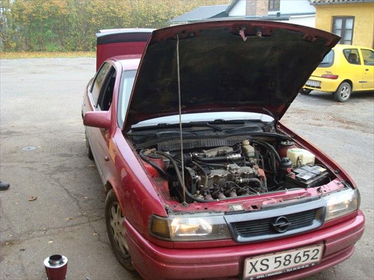 Opel vectra a 2,0i 8v - kedelig motor billede 8