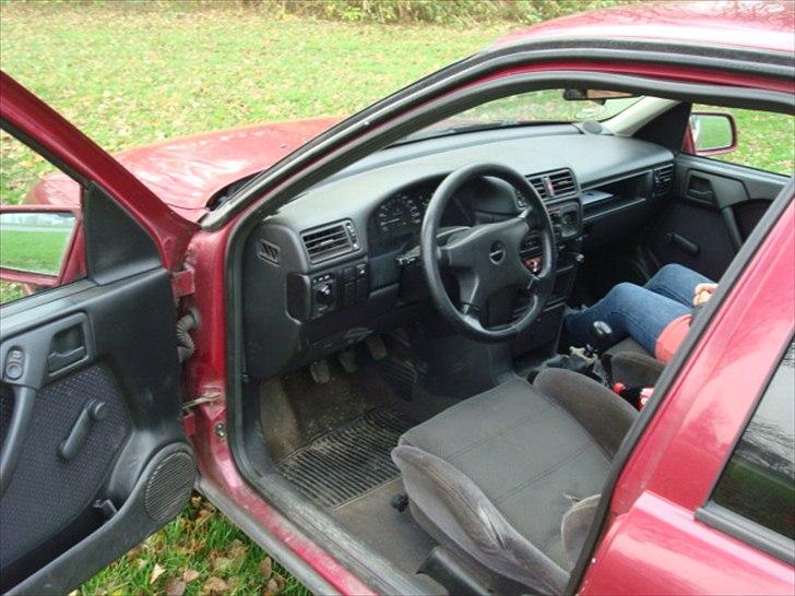 Opel vectra a 2,0i 8v billede 10