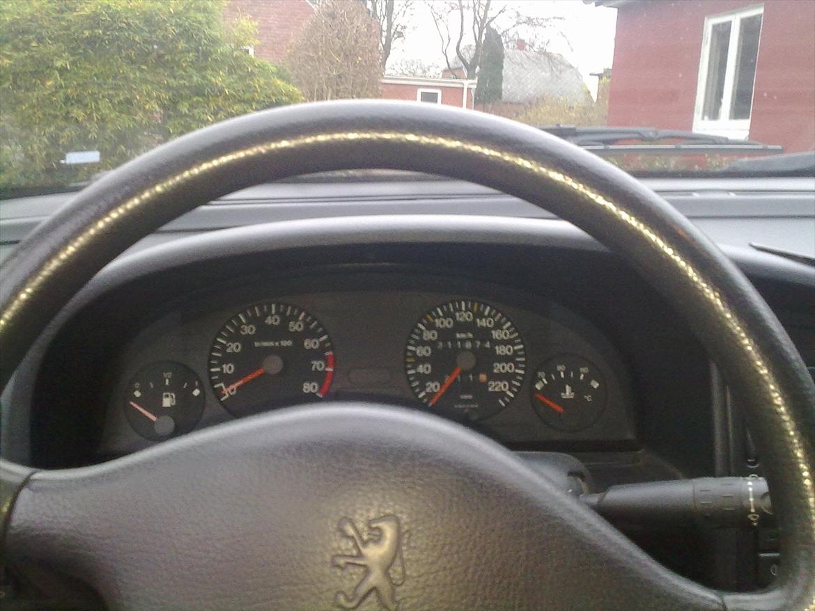 Peugeot 405 1,8i (Skrottet) billede 7