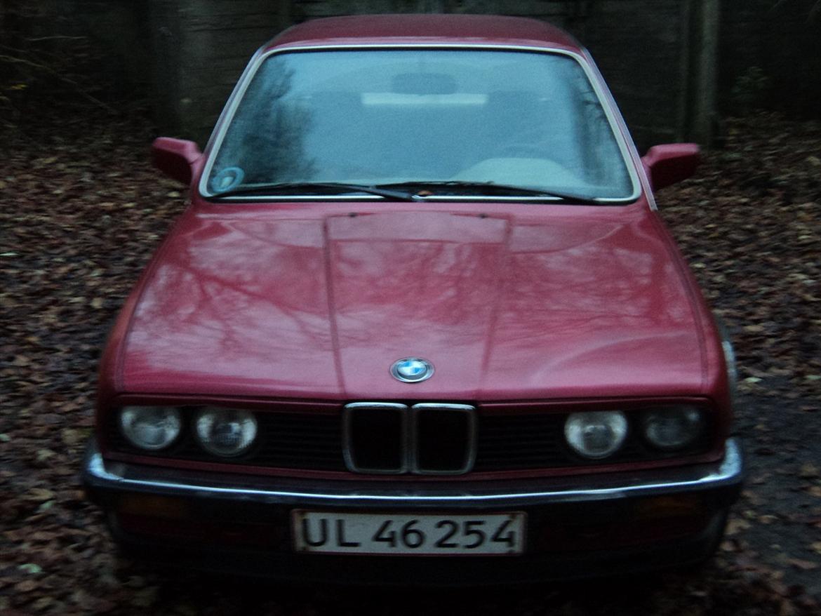 BMW E30 318iA billede 11