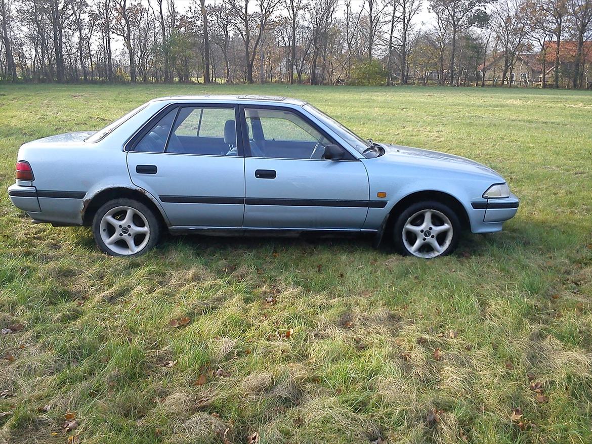 Toyota Carina 1.6 XLI RINA :) solgt billede 17
