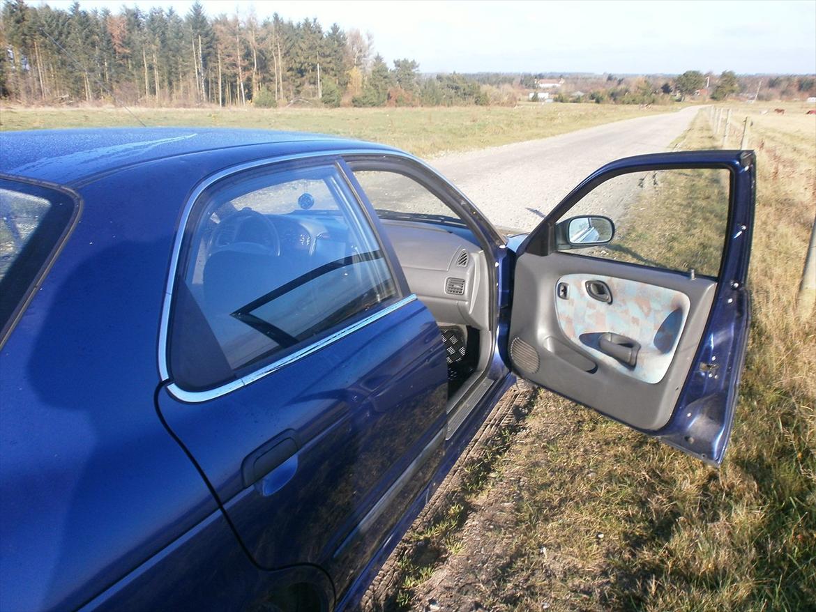 Suzuki baleno. solgt billede 11