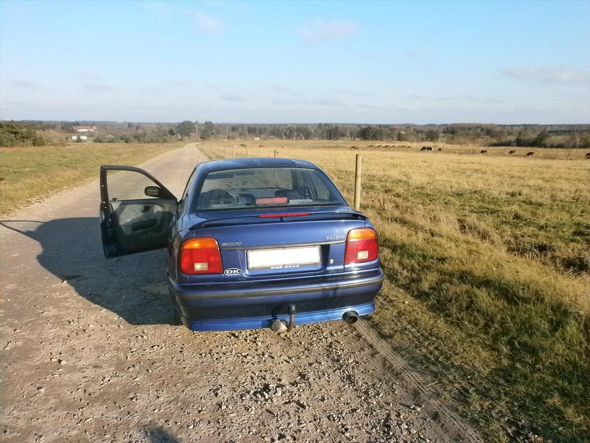 Suzuki baleno. solgt billede 16