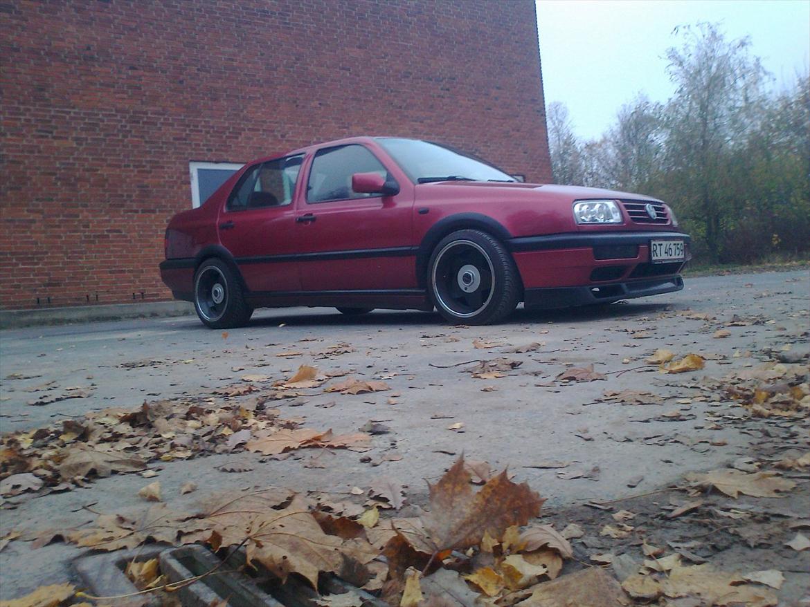 VW vento solgt billede 10