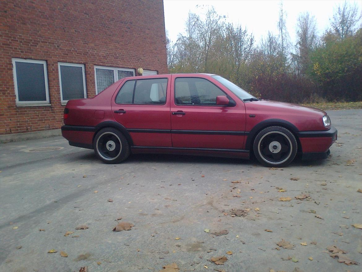 VW vento solgt billede 11