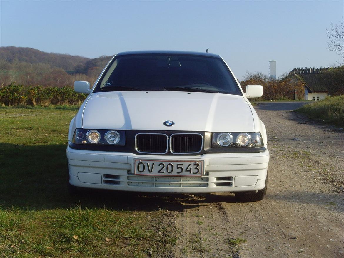 BMW e36 316i billede 1