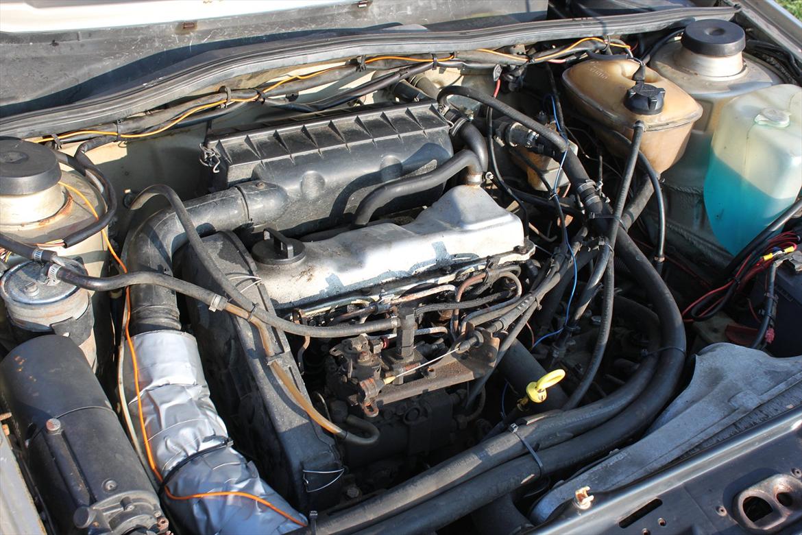 VW Golf ll 1.6 D "SOLGT" billede 9