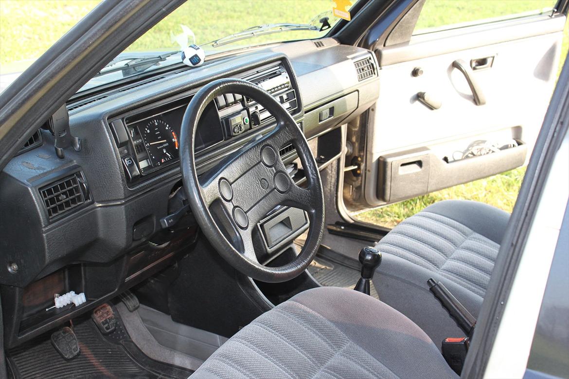 VW Golf ll 1.6 D "SOLGT" billede 17