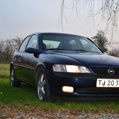 Opel Vectra B 1,8 16v Solgt.