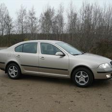 Skoda Octavia II Ambiente ( SOLGT )