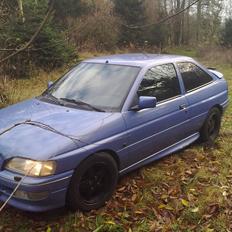 Ford Escort 1,6 16V (SOLGT)