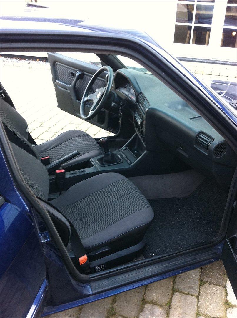 BMW 320i E30 billede 15