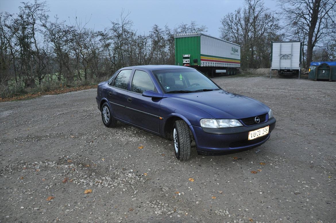 Opel Vectra B billede 2