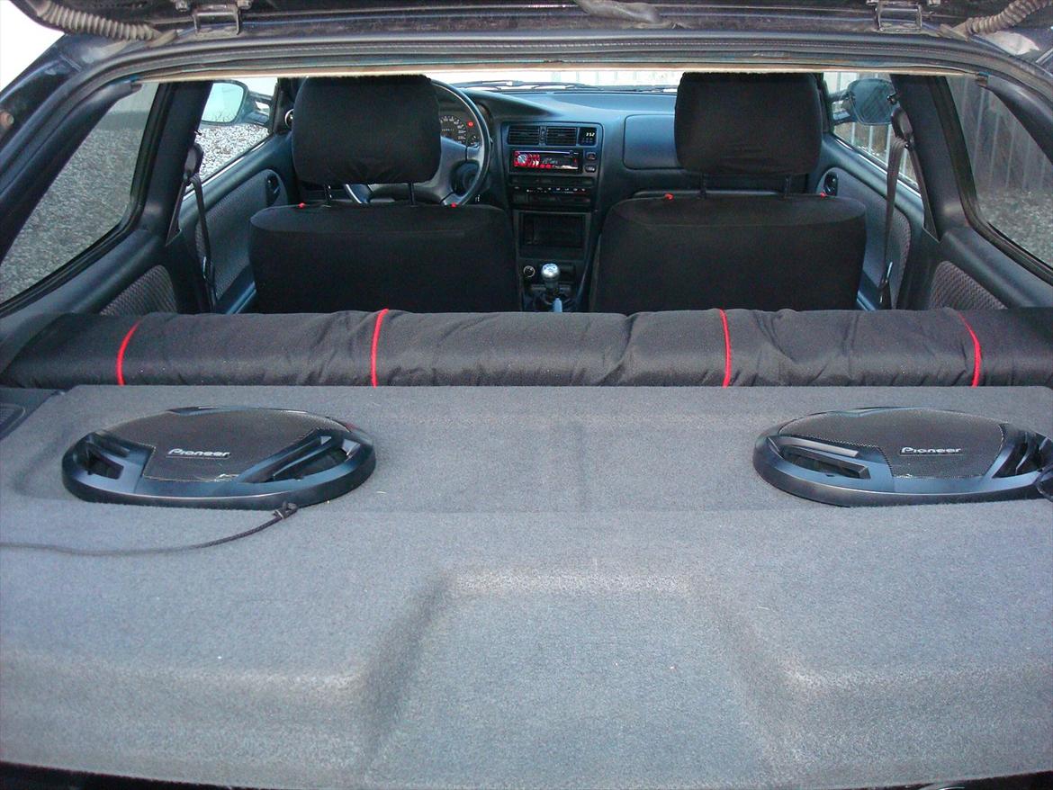 Toyota Corolla E10 16V H/B billede 15