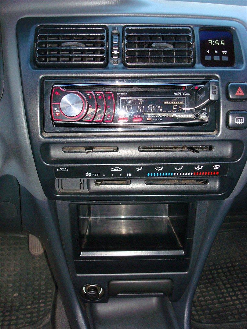 Toyota Corolla E10 16V H/B billede 18