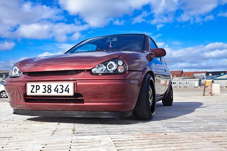 Opel Corsa B 'Cherry' - Fotograf: Enrique Christensen billede 5