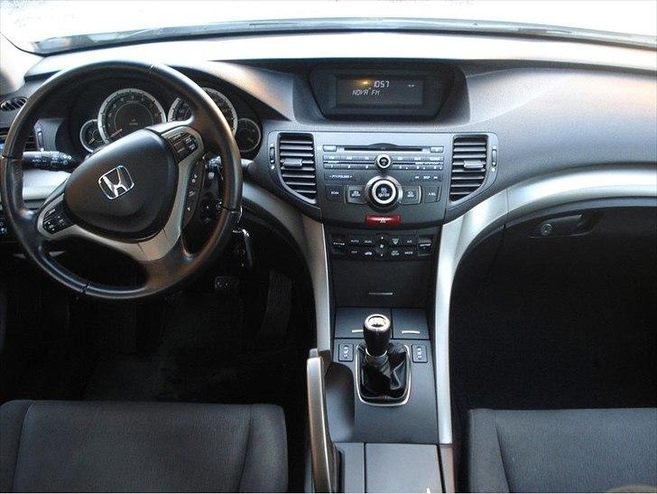 Honda Accord sedan Elegance billede 17