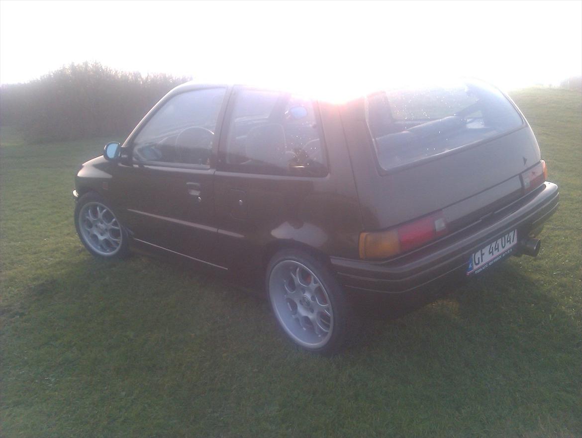 Daihatsu Charade.  Solgt  billede 2