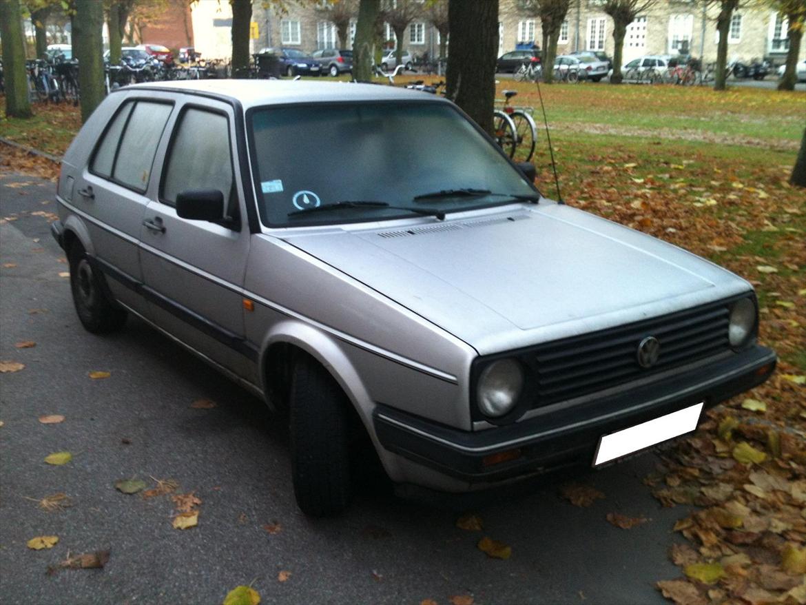 VW Golf 2 1,6 TD - 'olf - Golfen i morgenduggen! billede 1