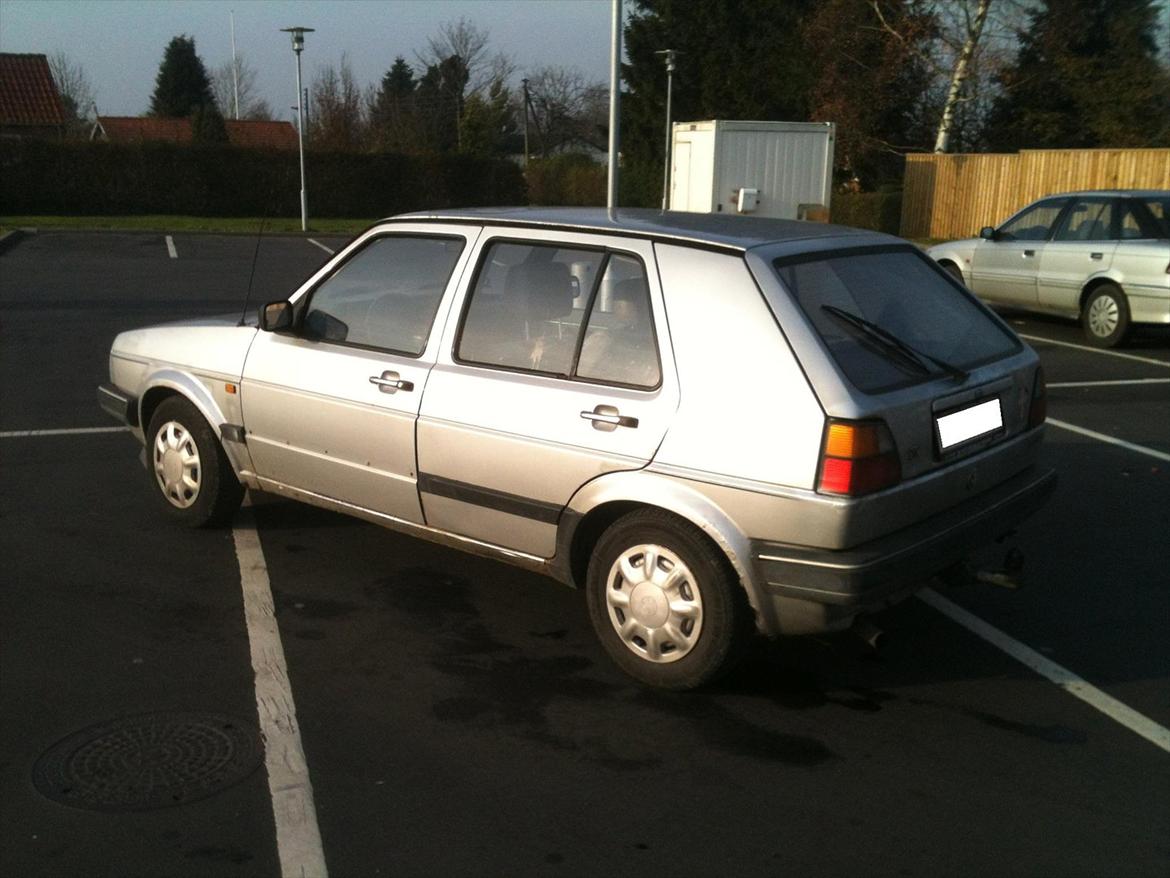 VW Golf 2 1,6 TD - 'olf - Sidelisten mangler desværre! billede 3
