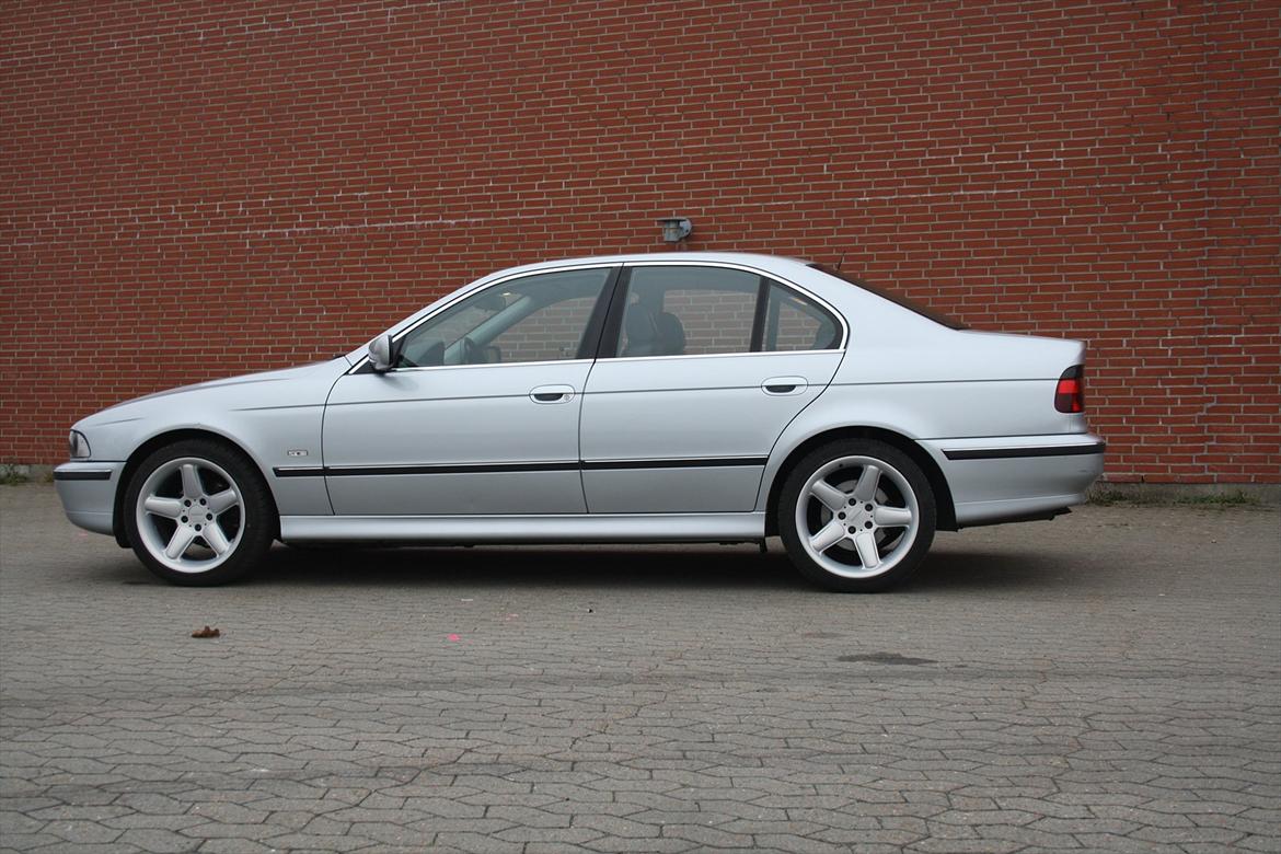 BMW e39 520i billede 2